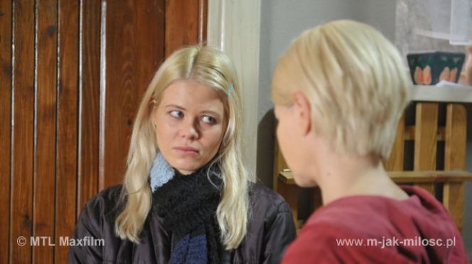 M jak miłość. Kaśka (Ewelina Serafin), Hanka Mostowiak (Małgorzata Kożuchowska)