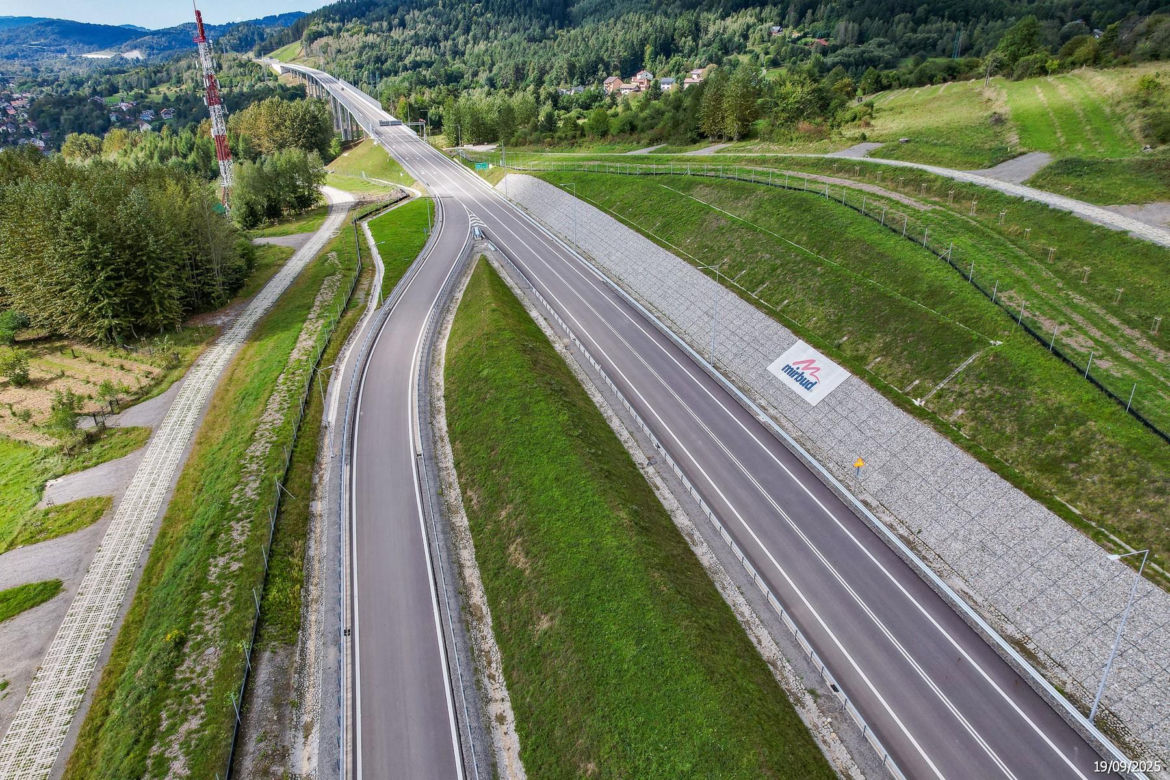 Otwarcie drogi ekspresowej S1, tzw. obejścia Węgierskiej Górki - tak droga wygląda dziś