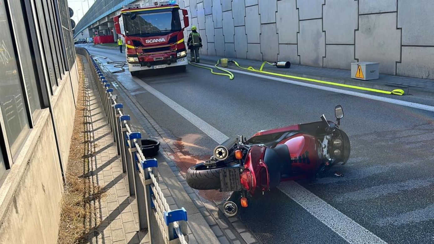  Tragiczny wypadek w Łomiankach. Nie żyje motocyklista