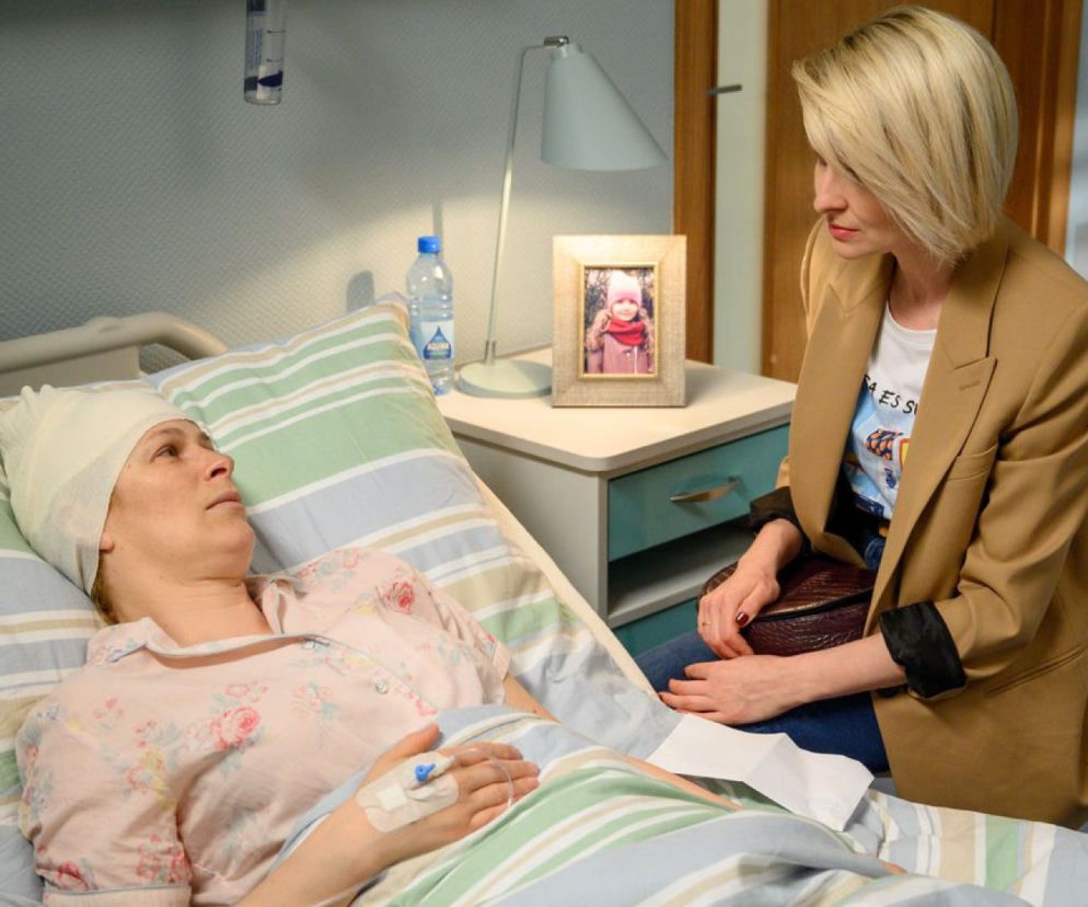 Barwy szczęścia odc. 2115. Iza Małek (Agnieszka Warchulska), Bożena (Marieta Żukowska)
