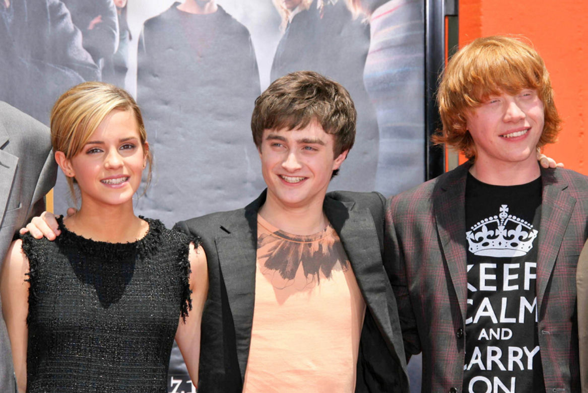 Piękna Emma Watson odpoczywa na luksusowych wakacjach