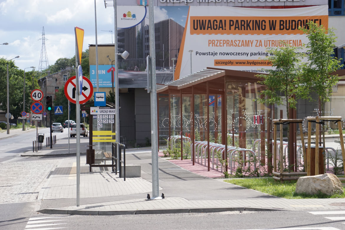 Wielopoziomowy parking na ul. Grunwaldzkiej już działa. Pomieści aż 570 aut [ZDJĘCIA]