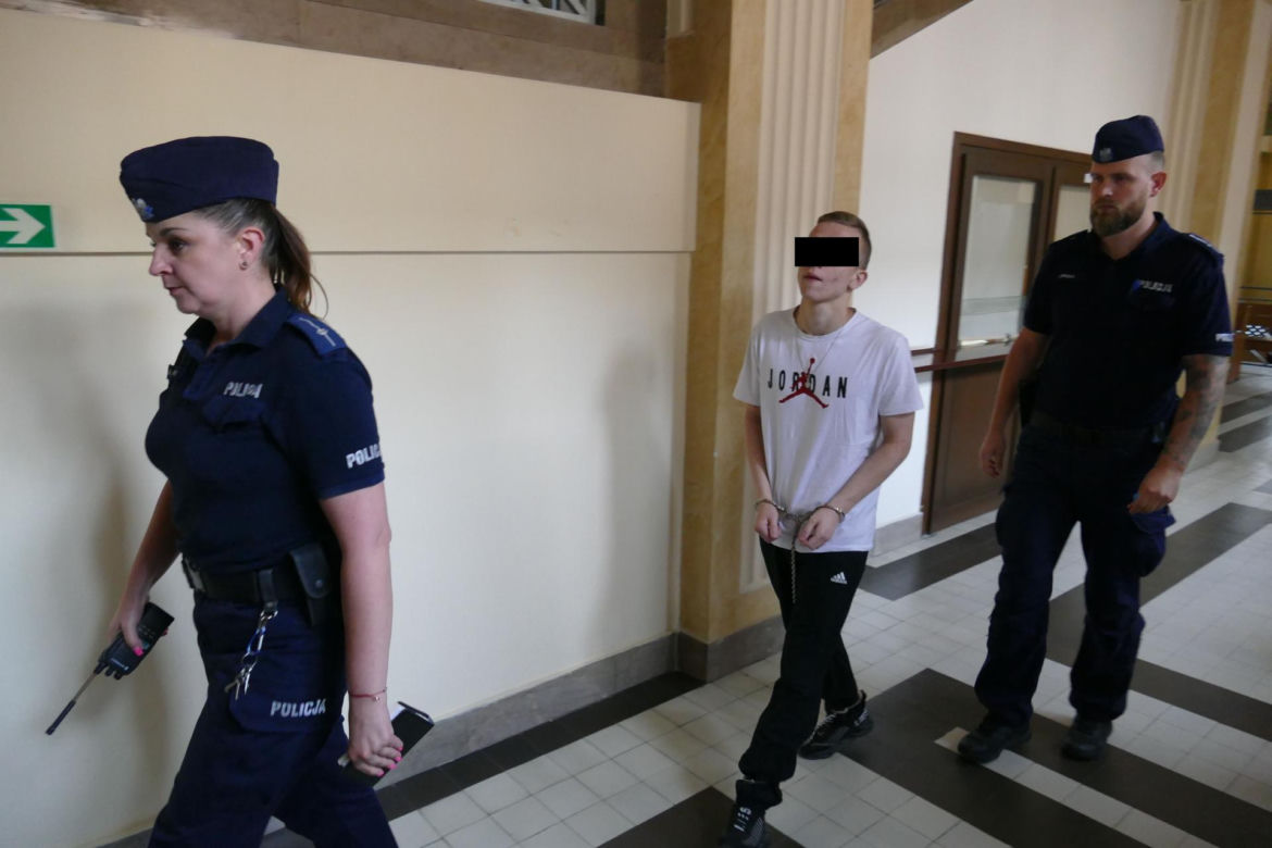 Chciał zabić brata, który sypiał z ich matką. „Poniosło chłopa. Nie mam żalu”