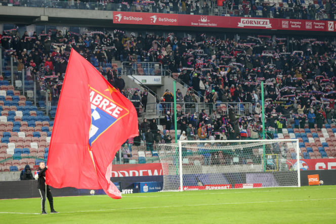 Górnik Zabrze - Pogoń Szczecin: Zdjęcia kibiców z meczu 22. kolejki PKO BP Ekstraklasy