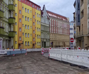 Przedwojenne torowisko tramwajowe na ul. Emilii Plater