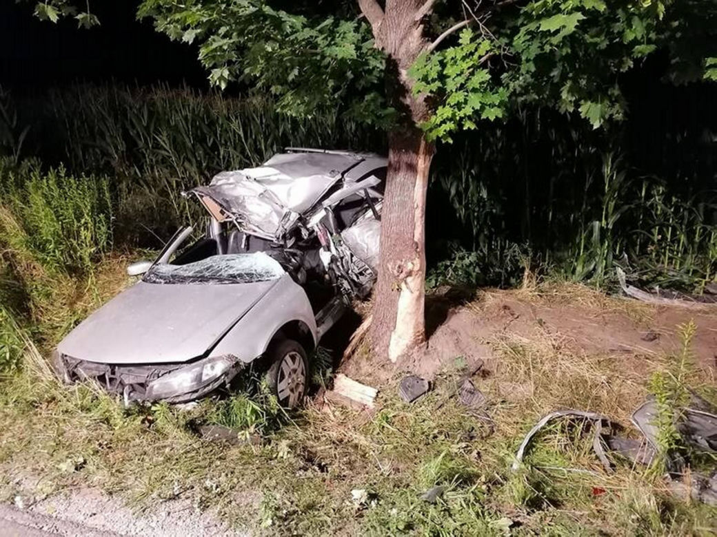 Zatrzymali go za jazdę na podwójnym gazie, wieczorem zgiął w tym samym samochodzie