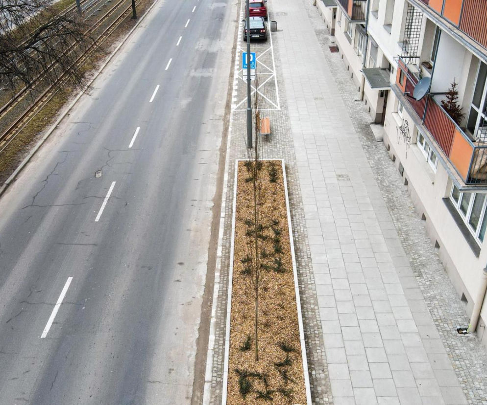 Remont chodnika na ulicy Królowej Jadwigi zakończony. 