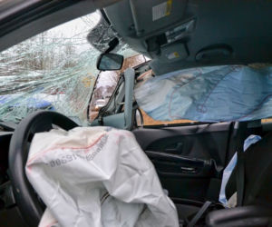 Wypadek w Knurowie koło Gliwic. Radiowóz zderzył się z audi