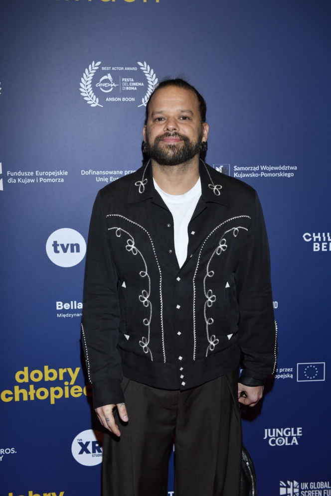 Bezrobotny Piróg, kolorowa Sadowska i amerykański Zawierucha na premierze filmu