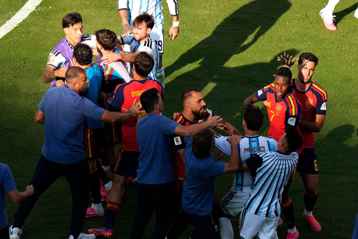 Awantura po finale MŚ Hiszpania - Argentyna