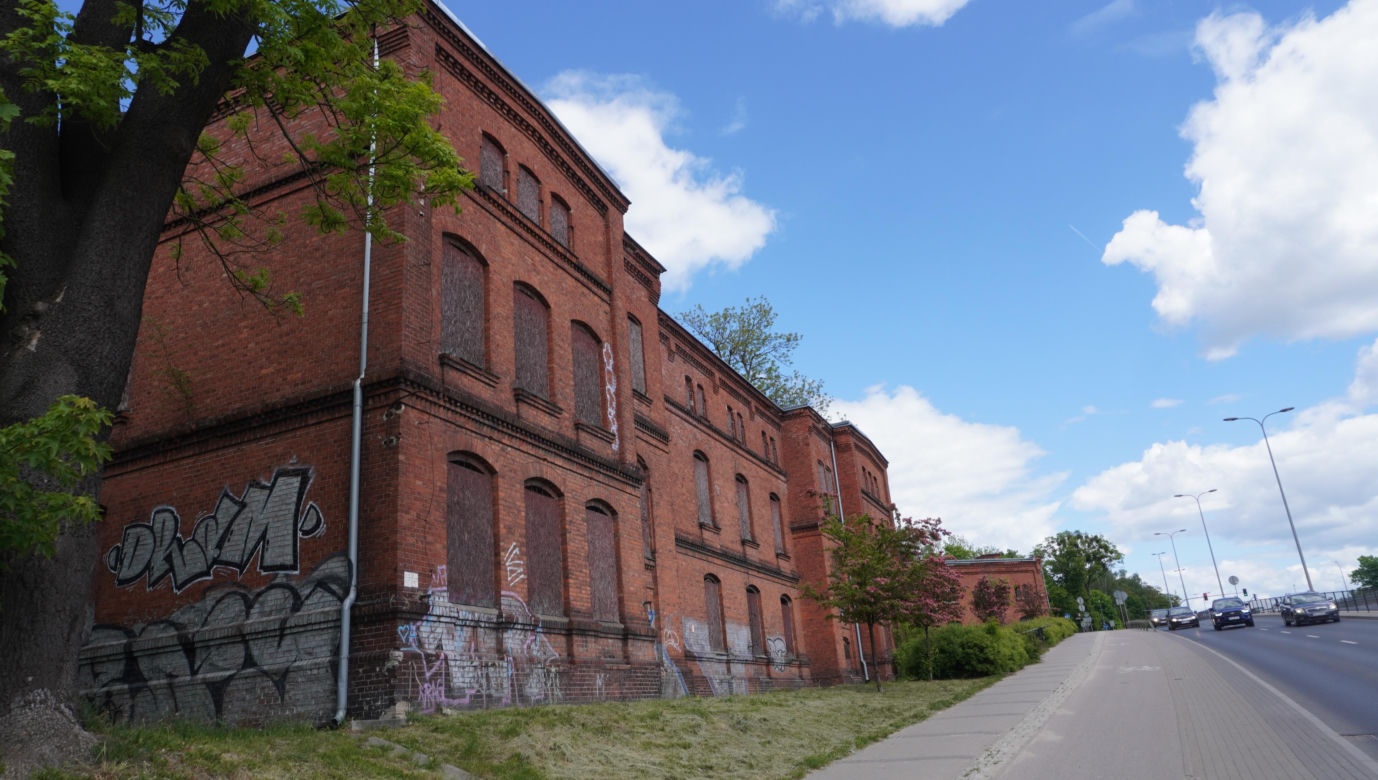 Olsztyn miastem koszar. Tak wyglądają najstarsze z zachowanych. Zobacz zdjęcia