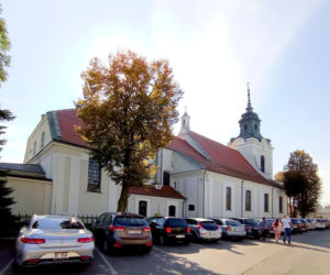 To jedno z najstarszych miast w woj. łódzkim. Było osadą słowiańską, a później siedzibą biskupów