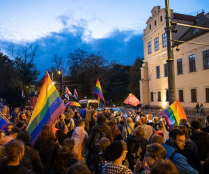 Tańczący protest pod krakowską kurią