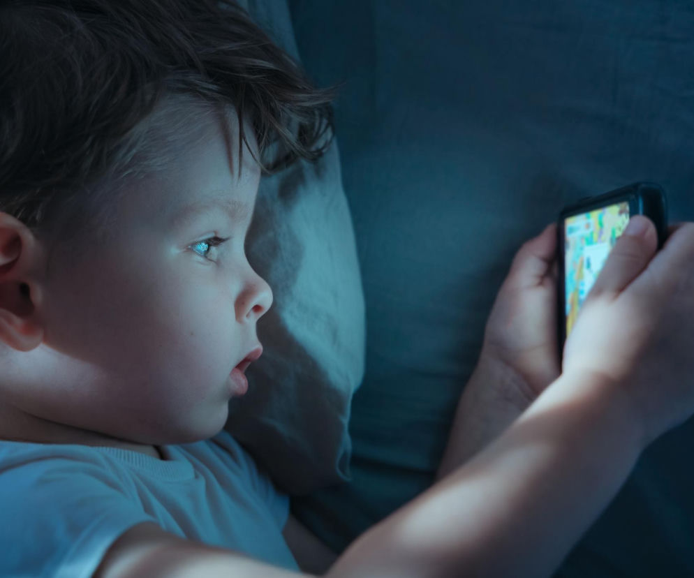 Gry i bajki mogą uczyć! Odkryj, jak wykorzystać technologię dla rozwoju dziecka, zamiast jej zakazywać