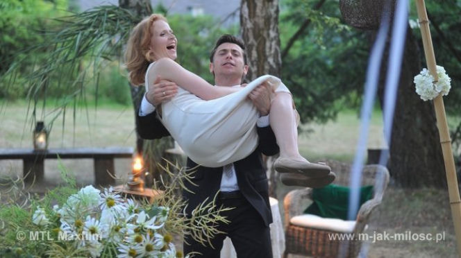 M jak miłość odc. 1174. Ewa (Dominika Kluźniak), Marek (Kacper Kuszewski)