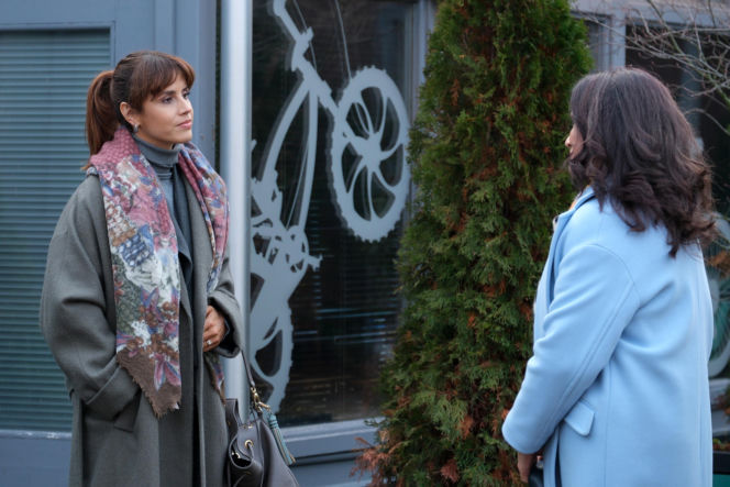 M jak miłość, odcinek 1923. Kama (Michalina Sosna), Aleksandra (Małgorzata Pieńkowska)