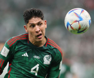 Edson Alvarez - sylwetka, kariera i statystyki meksykańskiego zawodnika