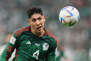 Edson Alvarez - sylwetka, kariera i statystyki meksykańskiego zawodnika