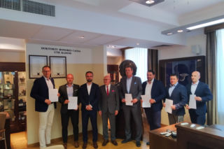 Uniwersytet podpisał umowy z raodmskimi drużynami sportowymi