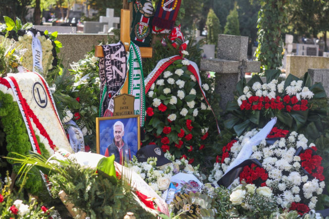 Tak wygląda grób Jacka Magiery dwa dni po pogrzebie