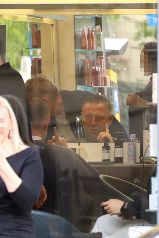 Minister Kierwiński wpadł do fryzjera