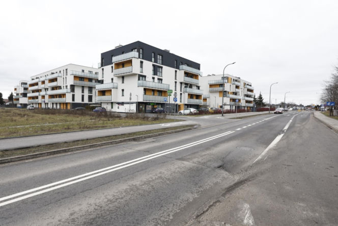 Warszawa, format: Deweloper postawił domy na Mleczarskiej. Cofnięto mu pozwolenie na budowę