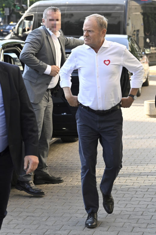 Tusk wezwał na dywanik KO