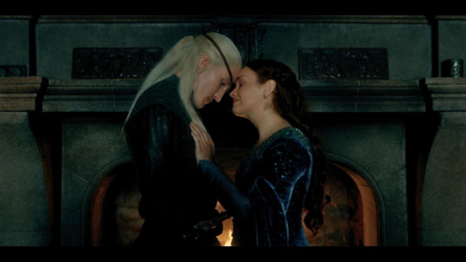 Ewan Mitchell jako książę Aemond Targaryen i Olivia Cooke jako królowa wdowa Alicent Hightower