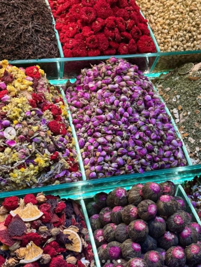 Kuba Wojewódzki z domniemaną żoną w kolejnej podróży! Nieźle sobie dogadzają