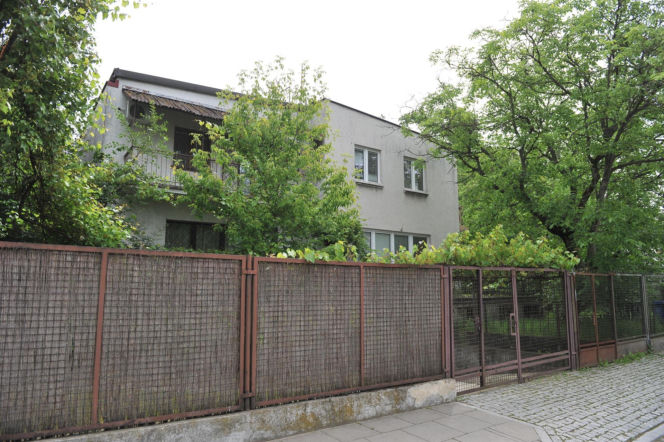 Niekończący się remont sąsiadów Kaczyńskiego