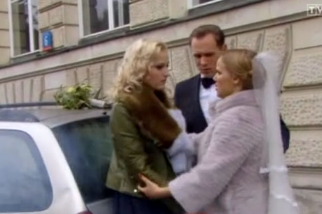 O mnie się nie martw 13 odc 5, Iga (Joanna Kulig), Marcin (Stefan Pawłowski), Asia (Aleksandra Domańska)