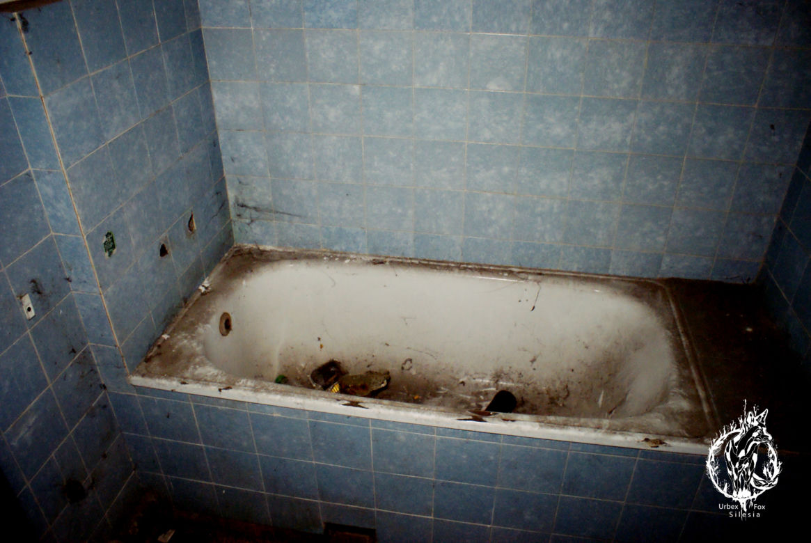 Opuszczone sanatorium na południu Polski. Czas się tutaj zatrzymał. Zobaczcie