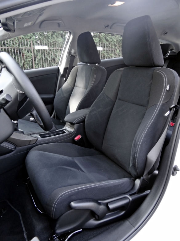 Honda Civic Tourer vs. Peugeot 308 SW