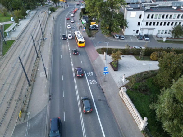 Buspas w Al. Zielenieckiej już działa - ZDM Warszawa