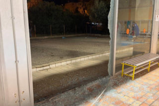 38-latka wjechała autem do basenu na krytej pływalni. W pojeździe była jej 5-letnia córka