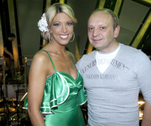 Isis Gee, Adam Gołębiowski