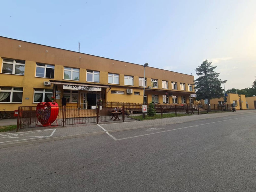 Ledwie urodziła dziecko, a jej sprawa trafiła do prokuratury. Szpital wezwał też kuratora i GOPS. Co się stało? [ZDJĘCIA]