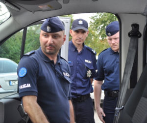 Takiego radiowozu nie ma nigdzie indziej! Wielkopolska policja testuje PROTOTYP!