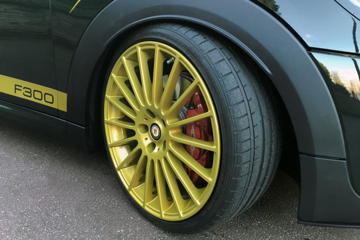 Manhart Mini F300