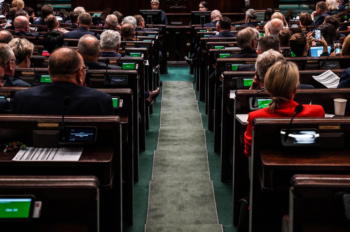 Sejm uchylił immunitetu posłowi PiS Michałowi Wosiowi 