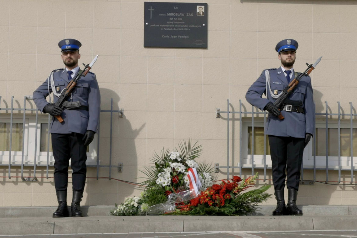 Podkom. Mirosława Żaka zastrzelili bandyci. Teraz zyskał własną ulicę