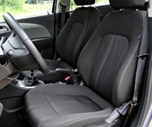 Chevrolet Aveo 5d 2013