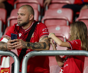 Widzew Łódź - Lech Poznań: Zdjęcia kibiców z meczu 6. kolejki PKO BP Ekstraklasy