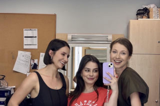 M jak miłość. Natalka (Dominika Suchecka), Agnes (Amanda Mincewicz), Basia (Karina Woźniak)