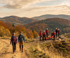 Poprawa pogody w Beskidach przyciąga turystów. Gdzie napotkasz utrudnienia na szlakach?