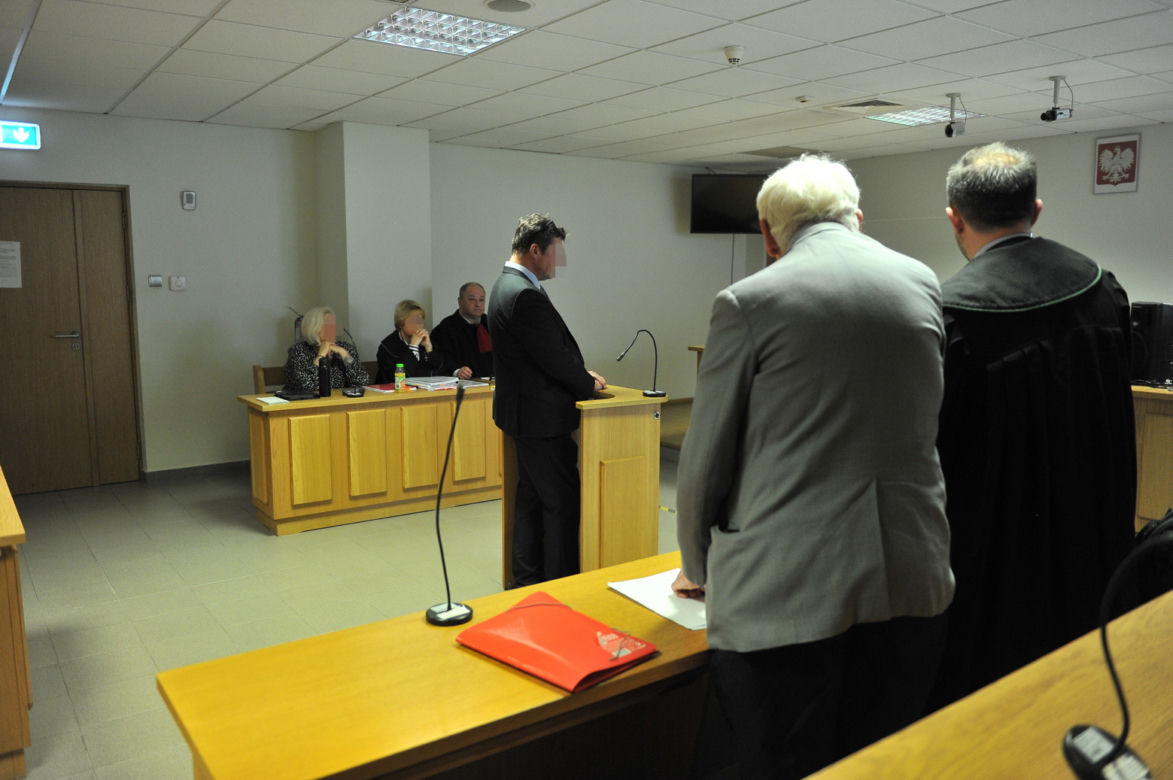 Szokujące zeznania ratowników w sądzie: "To był najgorszy dyżur mojego życia!". Ciąg dalszy procesu lekarza Jerzego M.