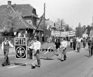 Pierwszomajowe pochody w Strachowicach