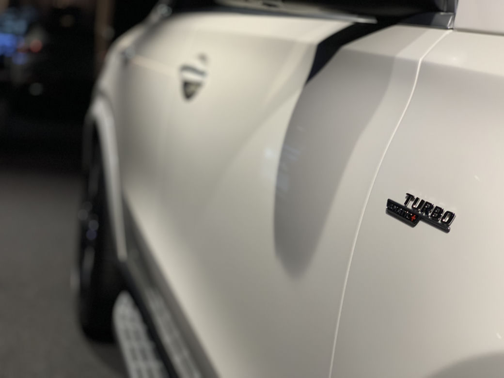 Premiery AMG w AMG Brand Center