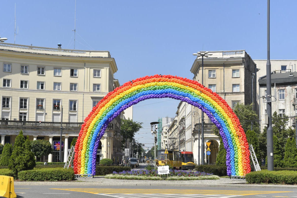 Tęcza znów zabłyśnie w centrum Warszawy. Tak zagłosowali mieszkańcy. „Zachęcam, żeby działać dalej”