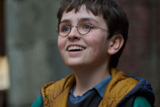 Fani Harry'ego Pottera wściekli za nową heraldykę domów Hogwartu, choć jest zgodna z książkami. Tak różni się od filmowej [ZDJĘCIE]